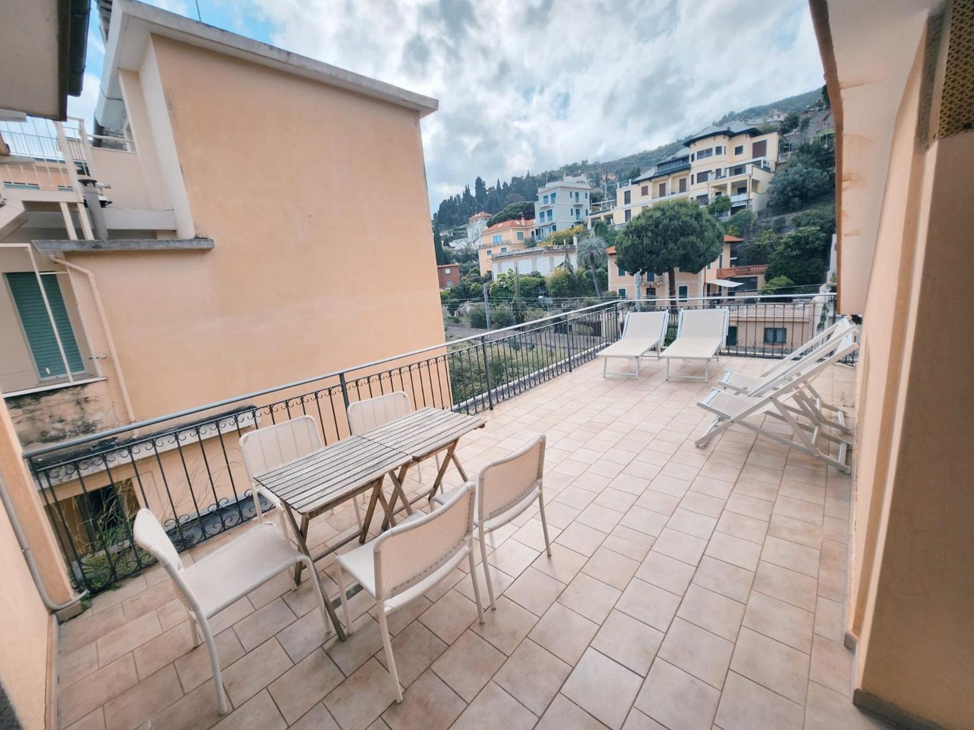Residence Corallo Alassio Buitenkant foto