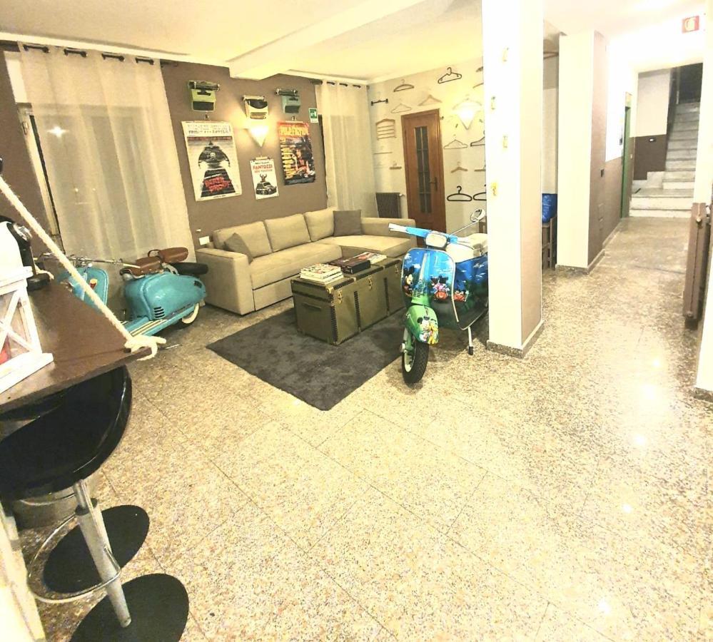 Residence Corallo Alassio Buitenkant foto